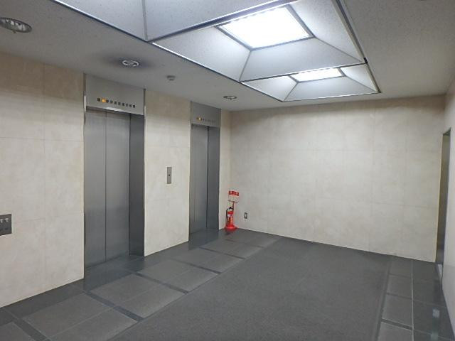 ホール②