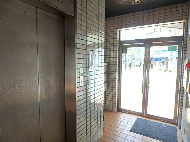 根本ビルホール②