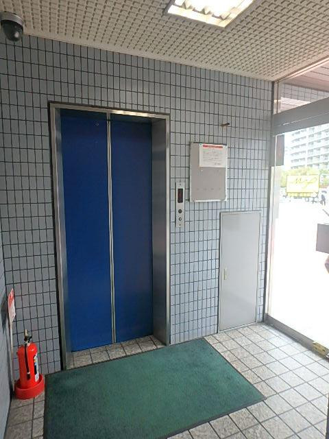 ホール①