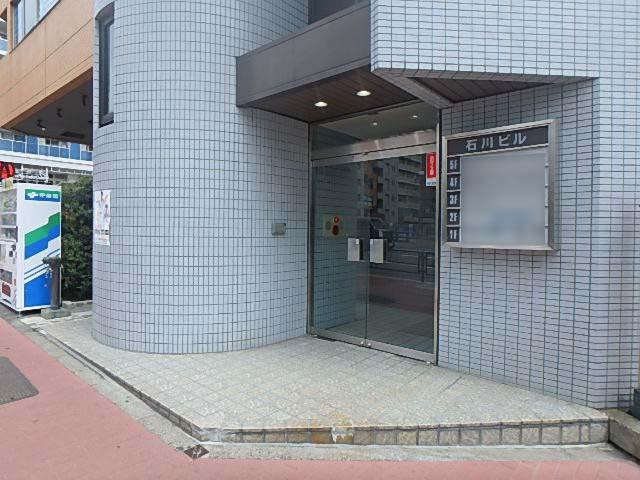 エントランス①