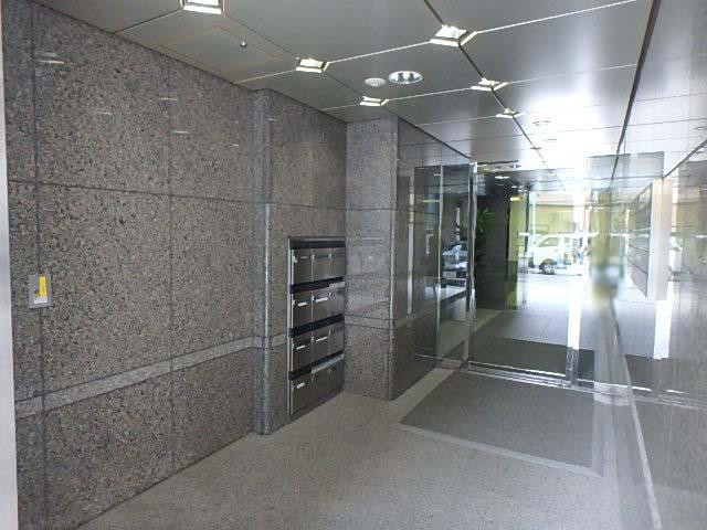 興和芝公園ビルエントランス②