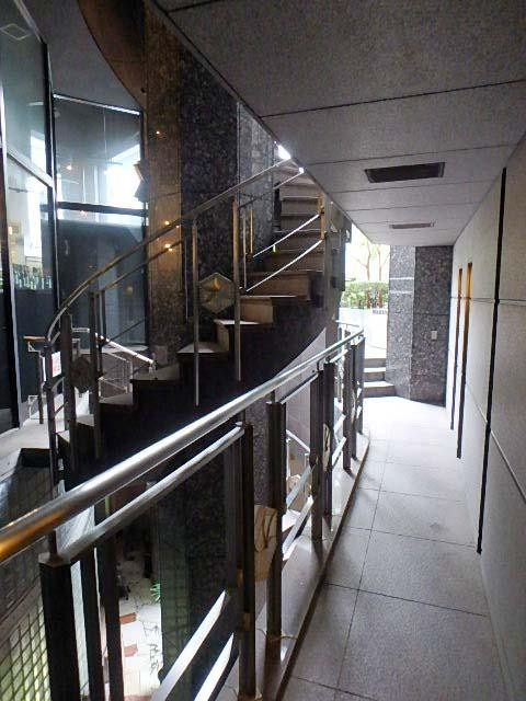 花井ビルホール③