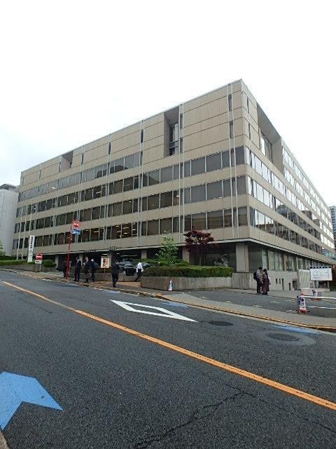 機械振興会館外観②