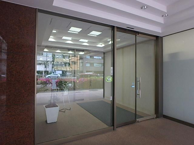 ＲＢＭ芝パークビルエントランス②