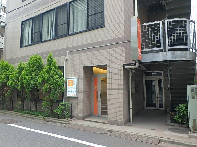 小松ビルエントランス①