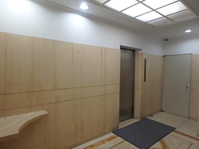 コスモタワービルホール②