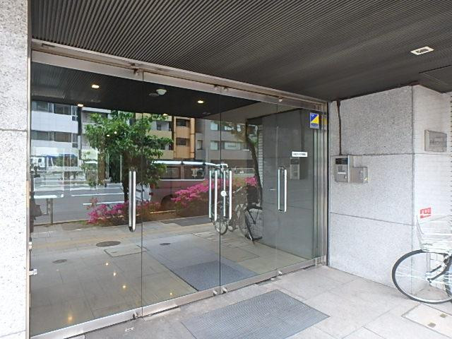 矢崎ホワイトビルエントランス②