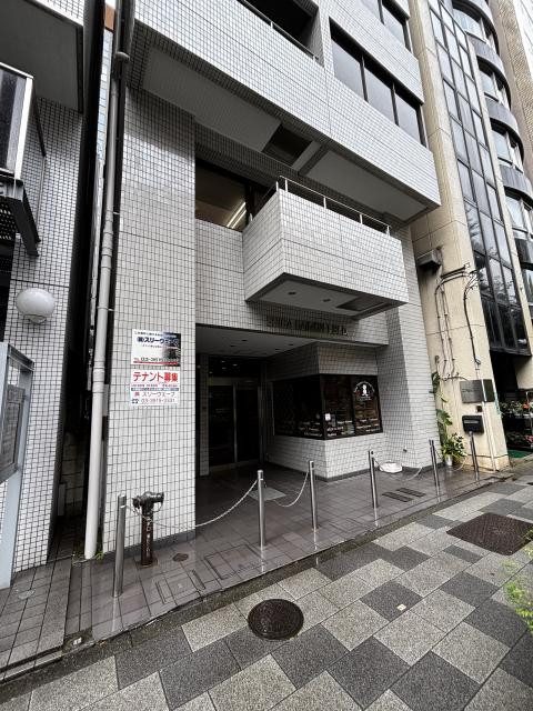 芝大門第一ビルエントランス①