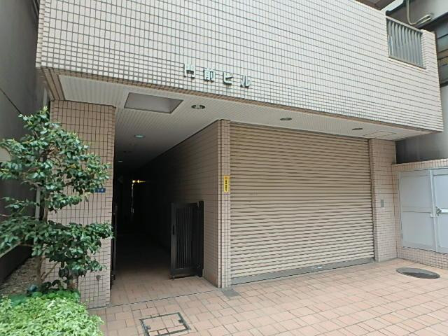 門前ビルエントランス①