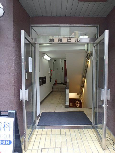 穂積ビルエントランス②