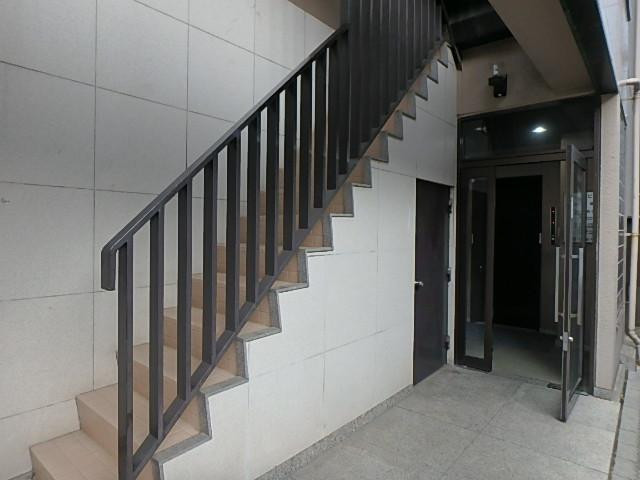 大鐵ビルエントランス①