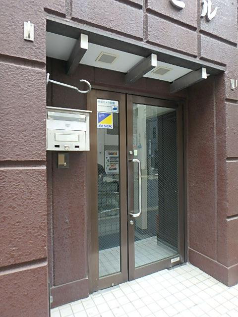 中島ビルエントランス②