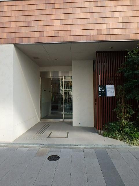 エントランス②