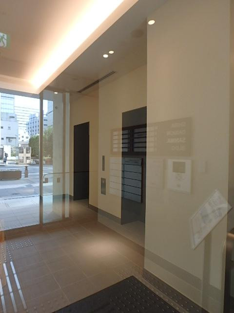 ホール①