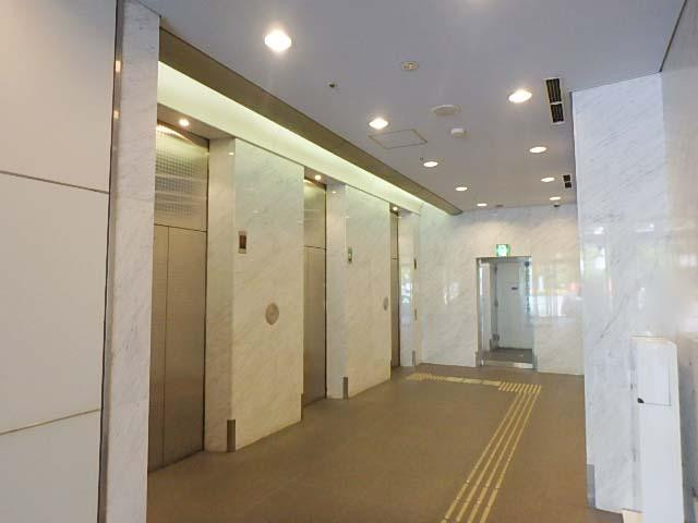 Ａ－ＰＬＡＣＥ新橋ホール①