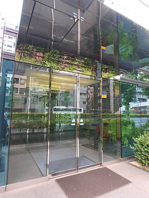 新橋６丁目ビルエントランス①
