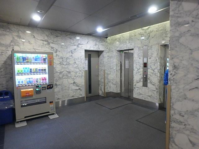新橋マリンビルホール②