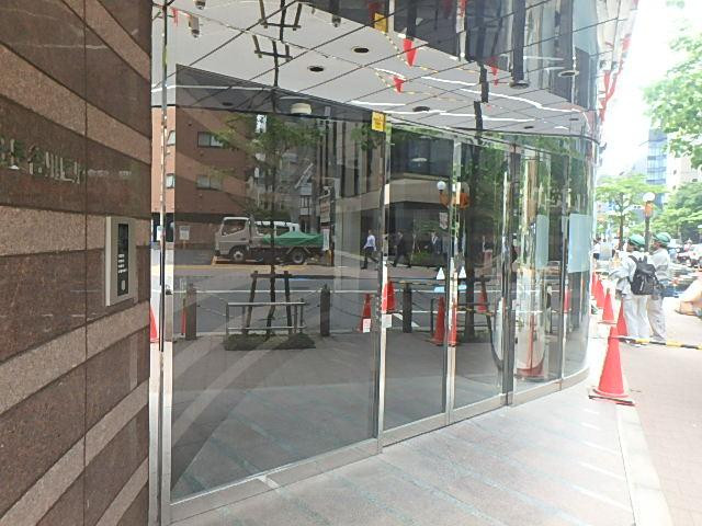 エントランス①