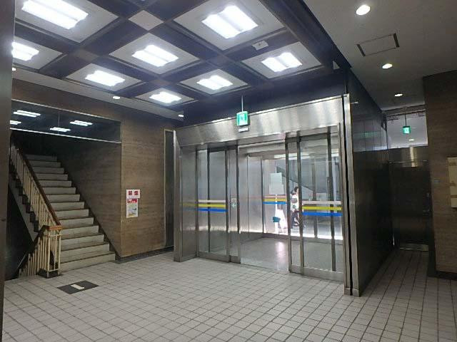 新橋駅前ビル２号館ホール④