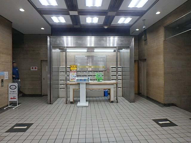 新橋駅前ビル２号館ホール①