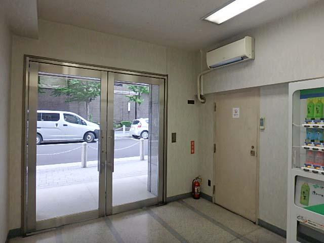 新橋内田ビルホール③