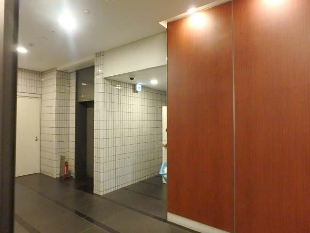 ホール②