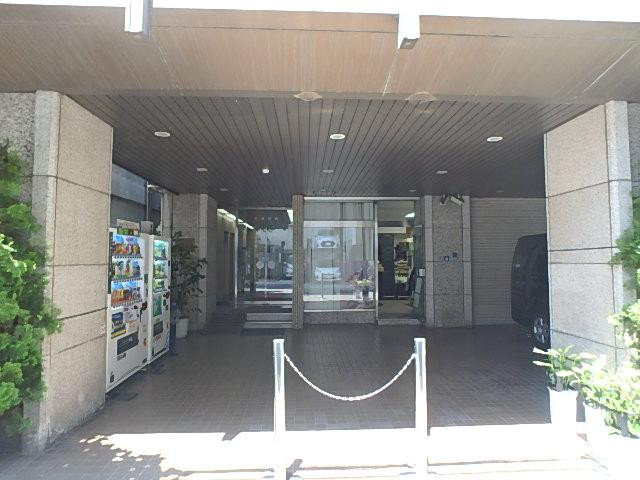 高嶋ビルエントランス①