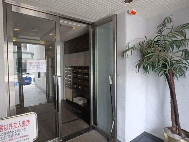 新橋ＮＫＫビルエントランス③