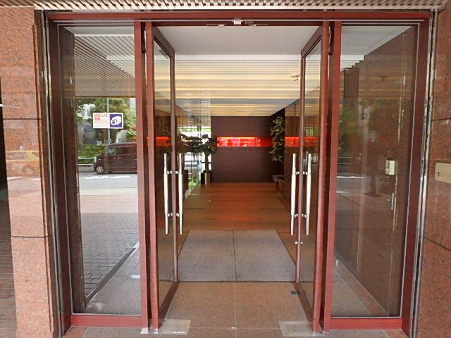 エントランス②