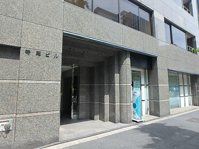 エントランス①