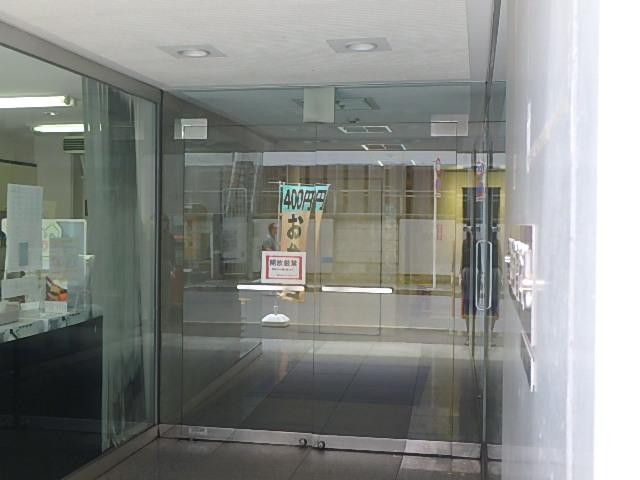 喜助西新橋ビルエントランス①