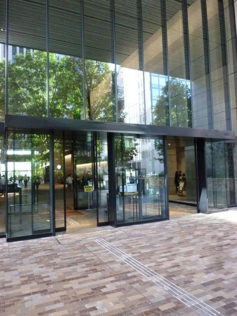 日比谷ＦＯＲＴ　ＴＯＷＥＲエントランス①