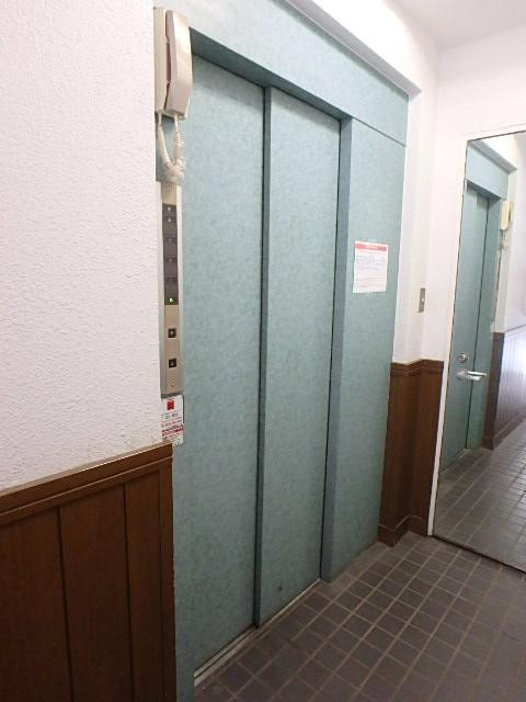 ホール②