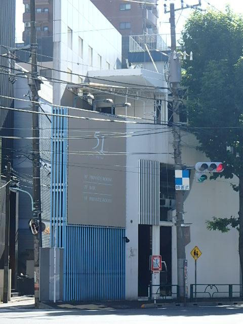 Ｂａｒｂｉｚｏｎ５１外観①(メイン)