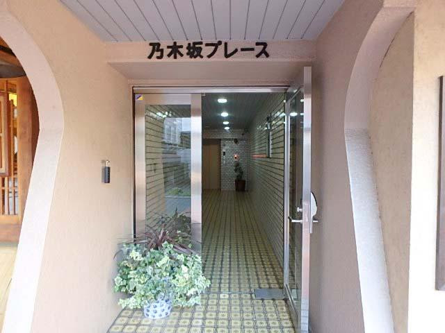乃木坂プレースエントランス②