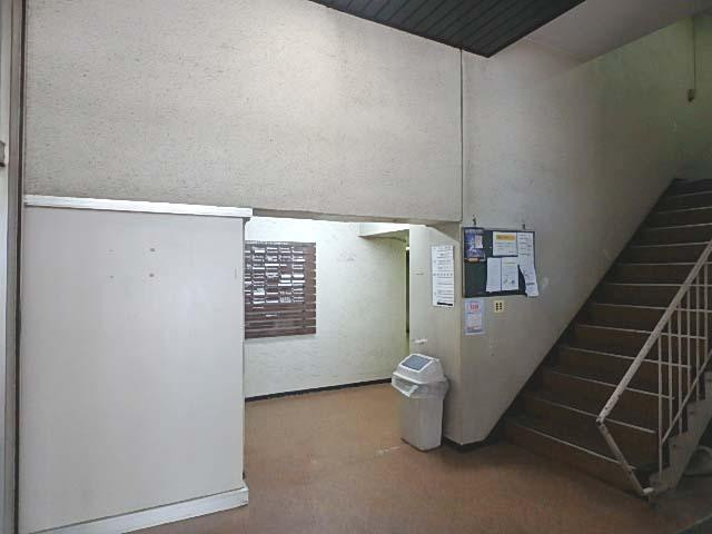 ホール①