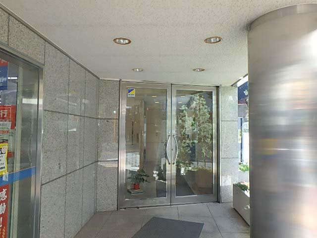 エントランス②