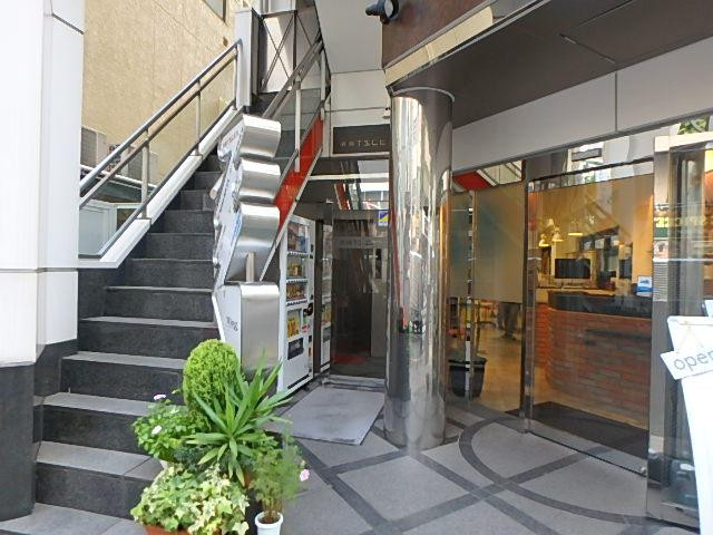 エントランス①