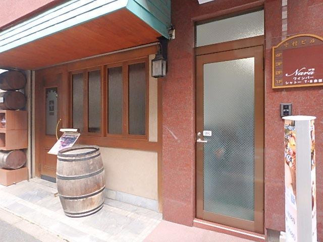 中村ビルエントランス①