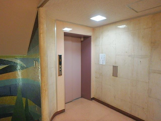 ホール③