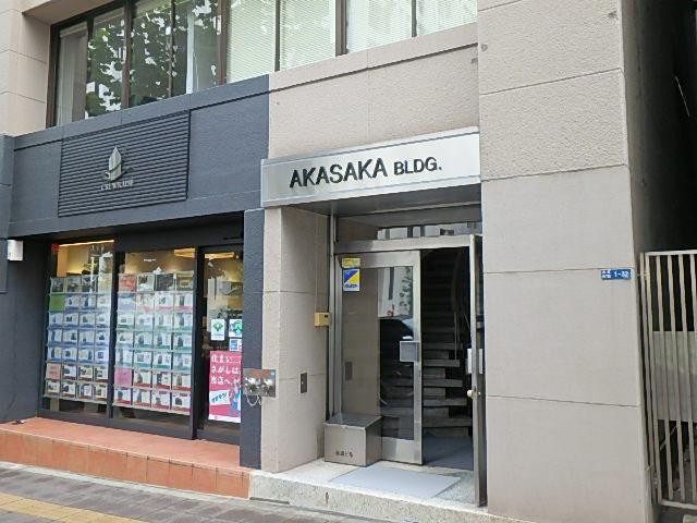 エントランス①