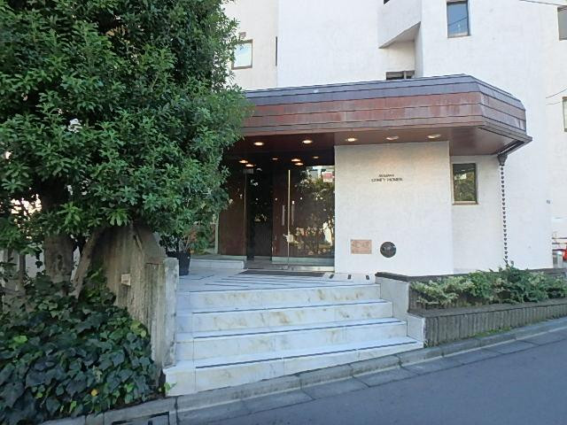 赤坂カムフィーホームズエントランス①