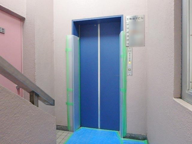 生駒ガラスビルホール②