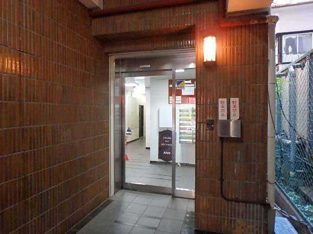 第４文成ビルエントランス③