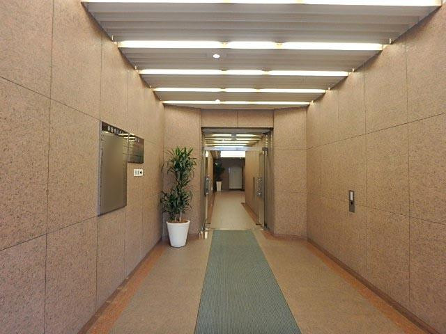 赤坂中西ビル　本館エントランス③