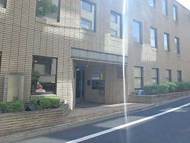 ＡＫＡＳＡＫＡ　ＳＵＧＡＩ　ＢＬＤＧ．エントランス①