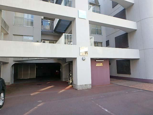 エルマノス赤坂ビルエントランス①