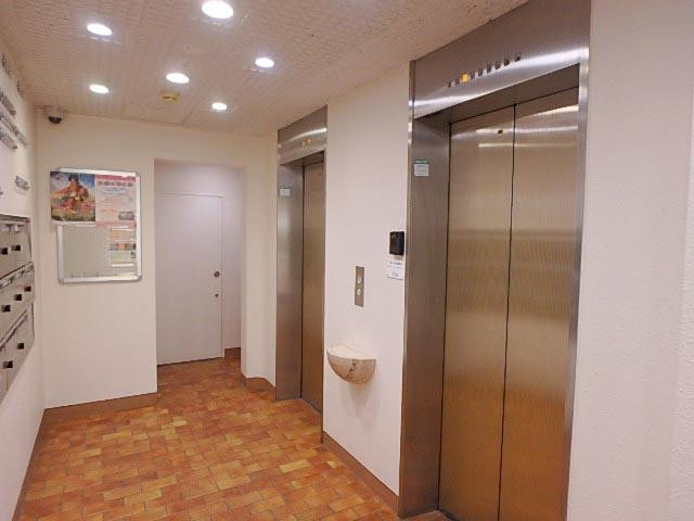 ホール①