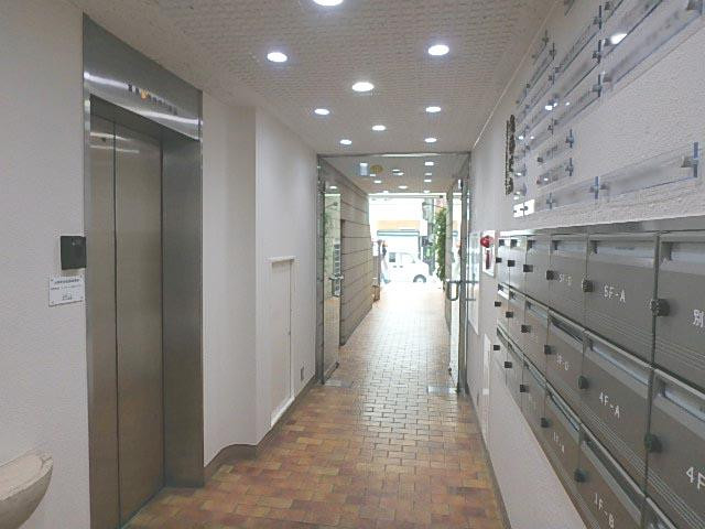 ホール②