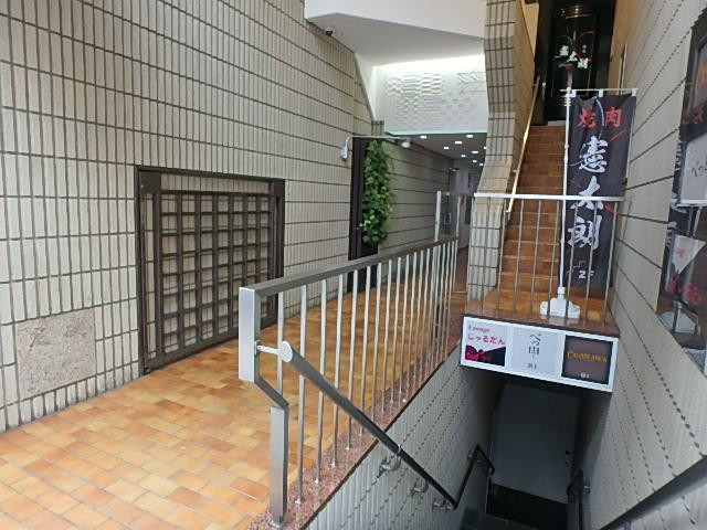 エントランス②